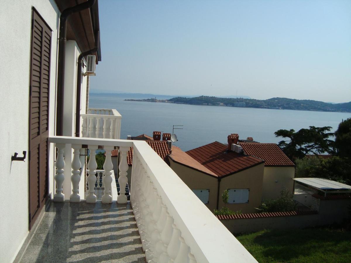 Apartman Carmen Crveni Vrh Bagian luar foto