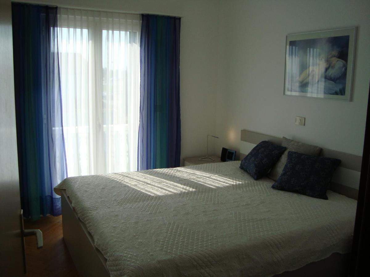 Apartman Carmen Crveni Vrh Bagian luar foto